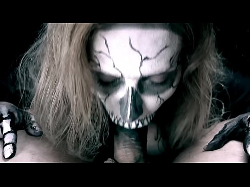 ❤️ Demon cailín sucking coileach lena béal dubh agus shlogtha cum. ☑ Gnéas ardchaighdeáin ag ga.com-porn-mz.ru